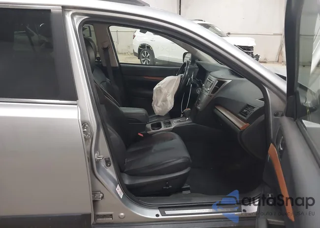 4S4BRBKC7D3208006: 43268933