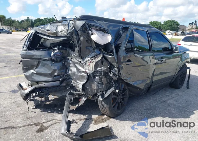 1FM5K8D85HGA00833: 43268940