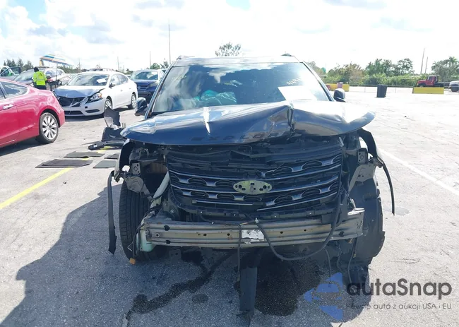 1FM5K8D85HGA00833: 43268940