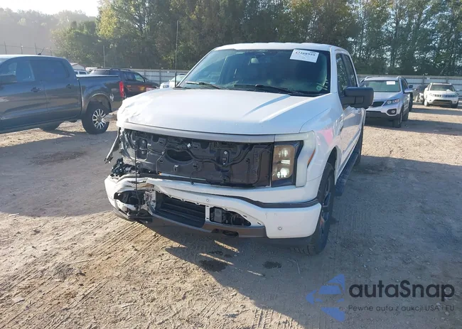 1FT6W1EVXNWG02332: 43268959