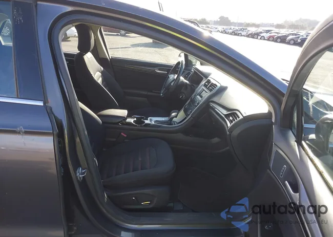 3FA6P0HD7FR258673: 43269074