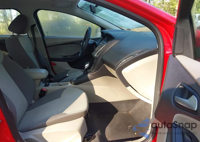 1FADP3F22EL166247: 43269128