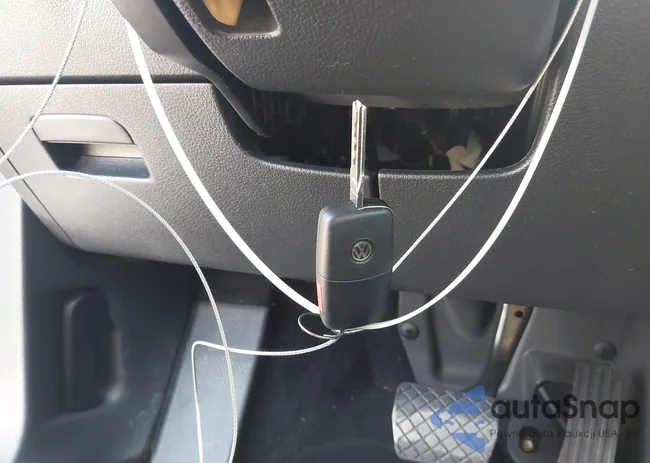 WVGAV7AX4CW528633: 43269179