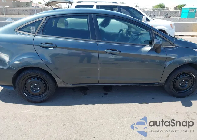 3FADP4BJ2BM174636: 43269256