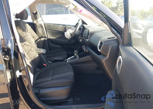 KMHRC8A3XPU256523: 43268617