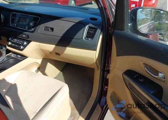 KNDMB5C19G6110808: 43268641