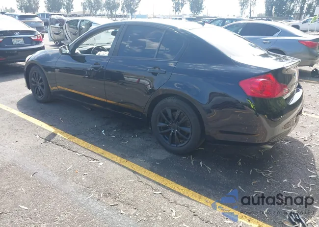 JN1CV6AP7FM580722: 43269852