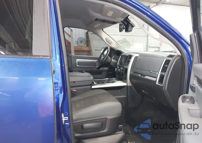 3C6RR7LT2HG511705: 43269863