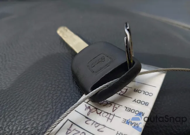 1HGCP2F63CA138762: 43269920