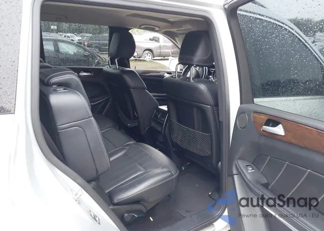 4JGDF7CE1EA281318: 43270018