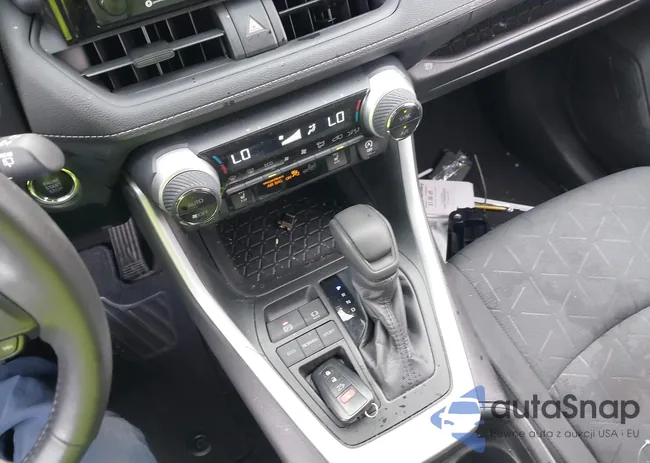 2T3W1RFV9LW073964: 43270134