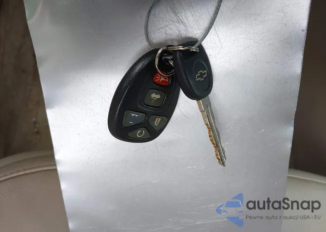 2G1WT57N391287070: 43270152