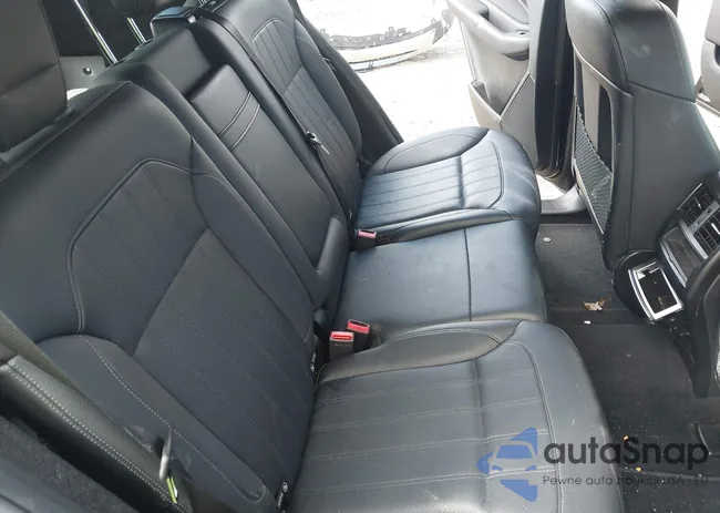 4JGDA5HBXGA677896: 43270401