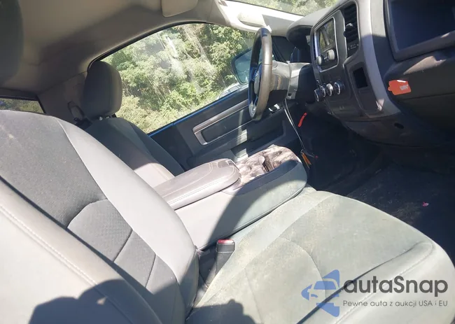 3C6JR7AT0EG303916: 43270828