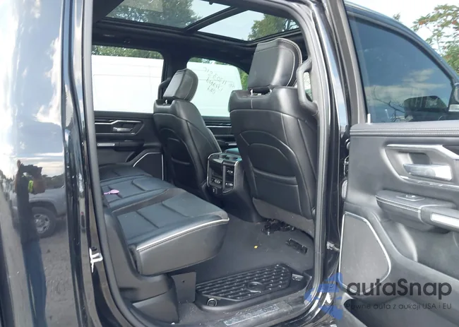 1C6SRFJT6KN679215: 43270906