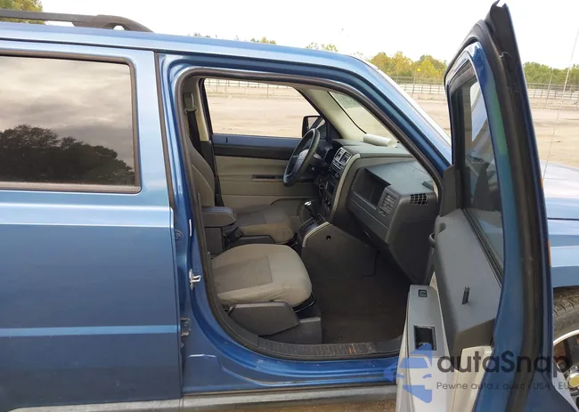 1J8FF28W77D396131: 43271106