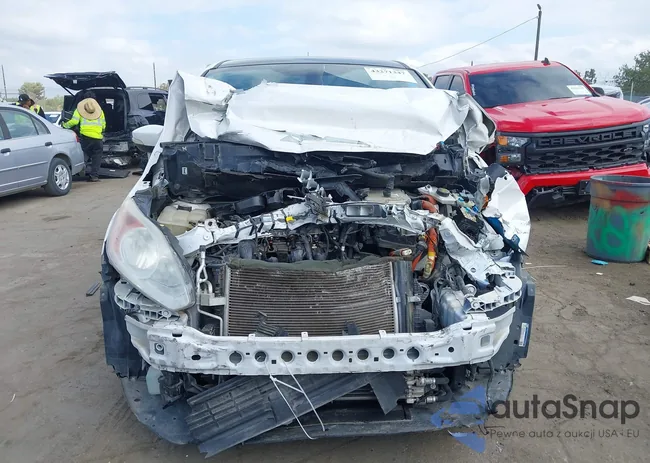 1FADP5BU8DL528065: 43271347