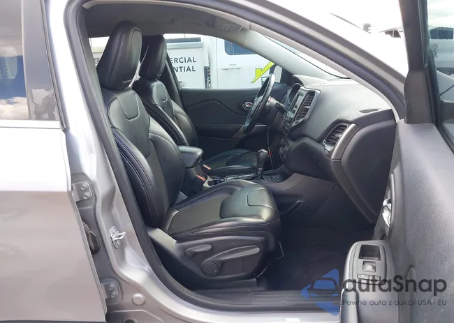 1C4PJLLB1KD132500: 43270497