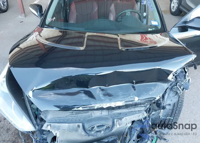 KMHTC6AD5DU142833: 43270620