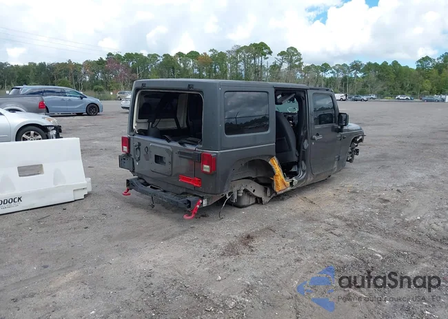 1C4BJWFG5GL179349: 43270646