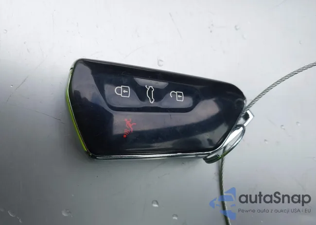 1V2VMPE8XPC040272: 43270720