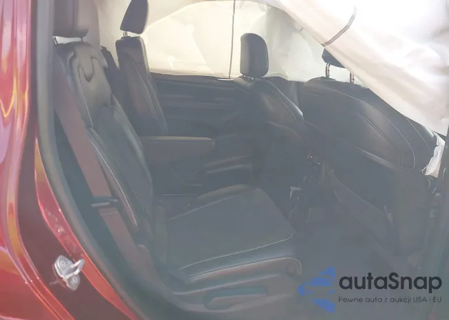 1C4RJKAG5P8799782: 43270724