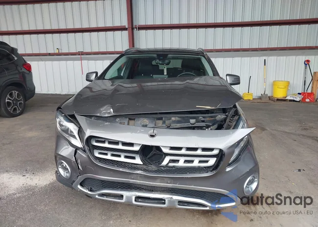 WDCTG4GB1KJ586416: 43270799