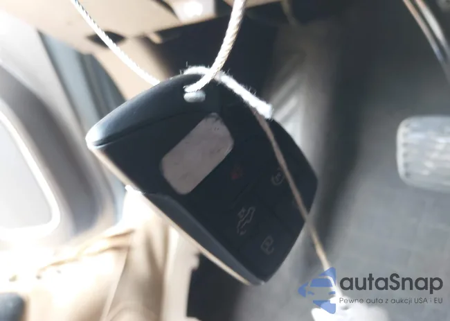 3GTUUDED2RG126863: 43271830