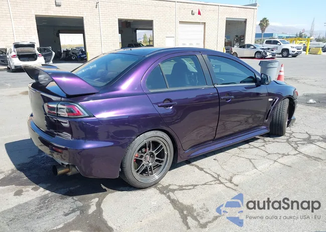 JA32W5FV2AU030228: 43271843