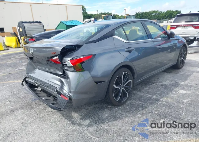 1N4BL4CV4RN358867: 43271857