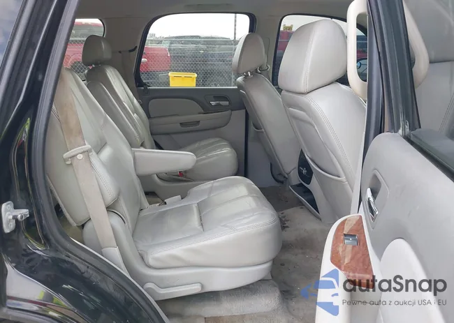 1GKFK13047R188103: 43271868