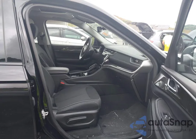 1C4RJHAG0N8605093: 43271930