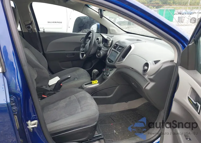 1G1JC6SBXE4185129: 43271957