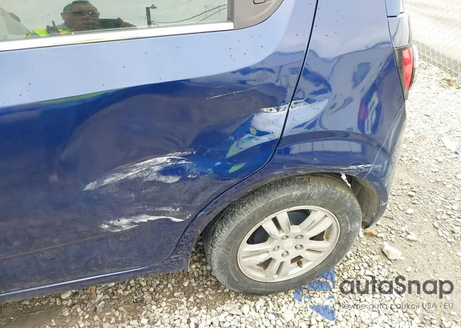 1G1JC6SBXE4185129: 43271957