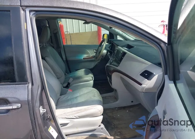 5TDYK3DC1BS122532: 43271960