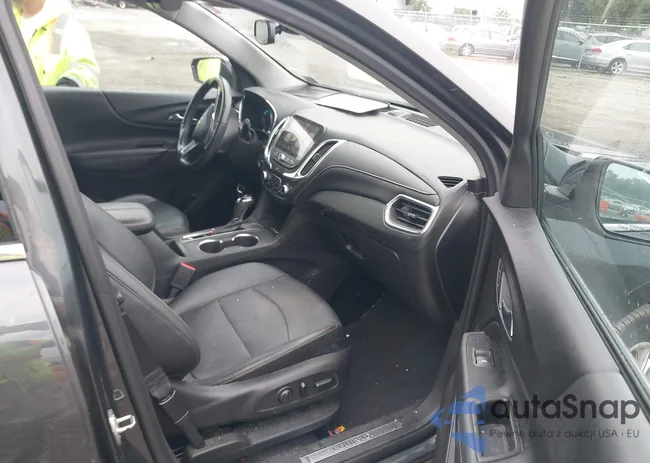 3GNAXVEV5JS590148: 43272113