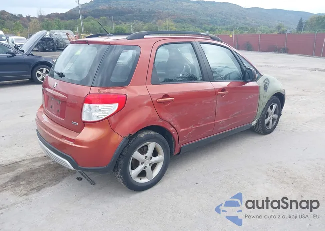 JS2YB413685104395: 43272115