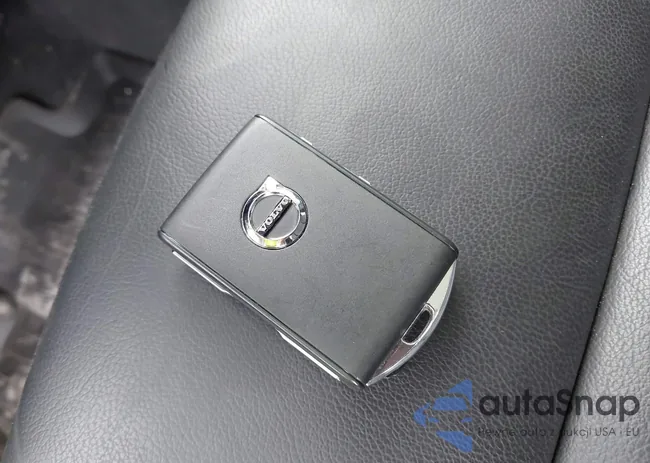 YV4L12UN9P2075643: 43272203