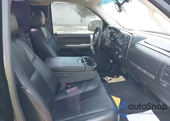 1GCEC14C98Z303132: 43272247