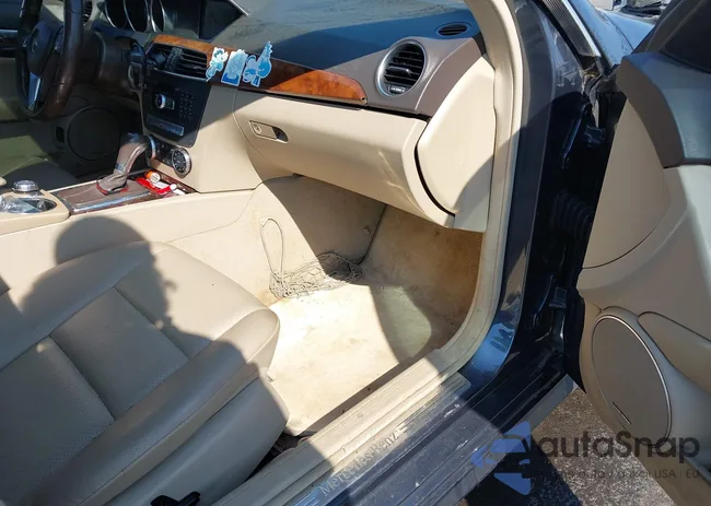 WDDGF4HB1DA827280: 43271453