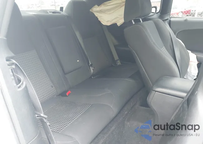 2C3CDZAG7GH309394: 43271493