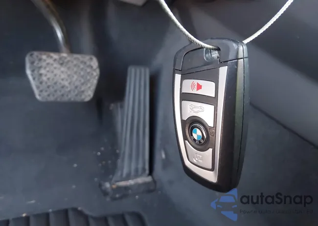 5UXWX9C58F0D52464: 43271759