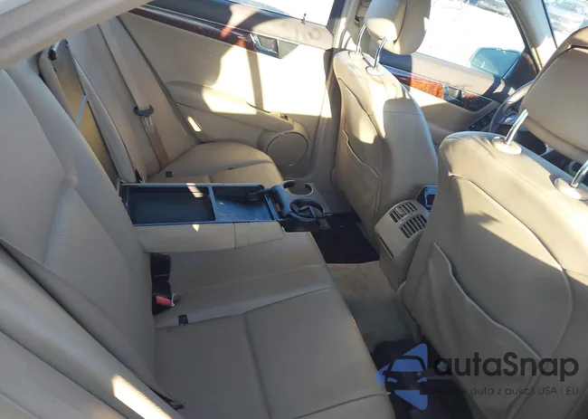 WDDGF8BB3AR121957: 43272830