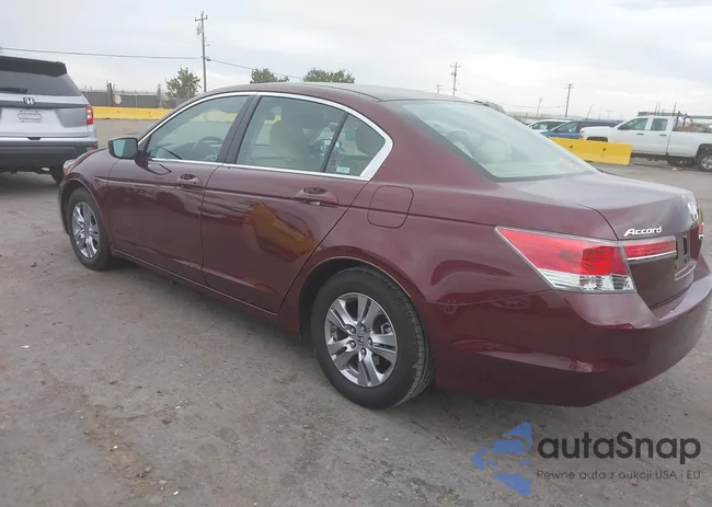 1HGCP2F4XBA115993: 43272897