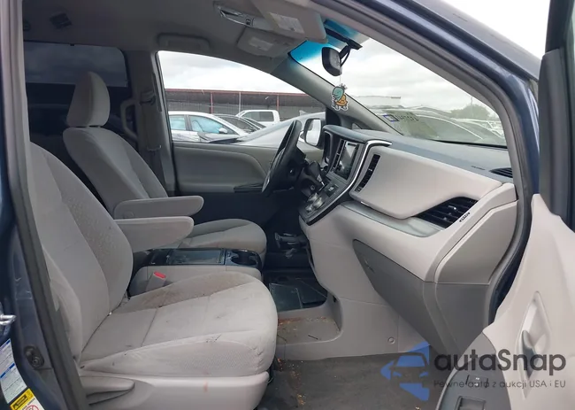 5TDJZ3DC6HS153538: 43273412