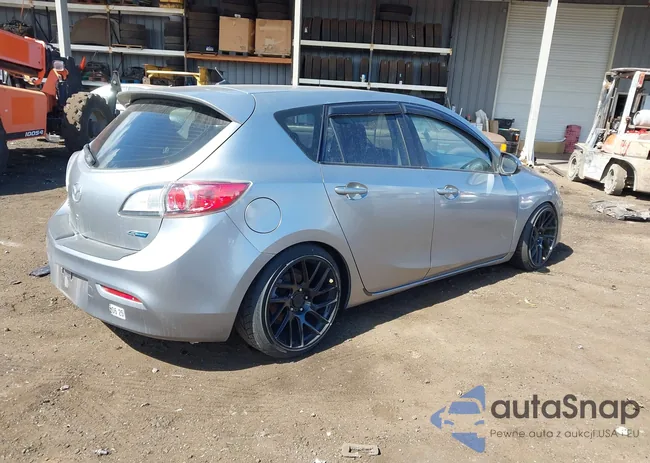 JM1BL1L70C1619081: 43272501