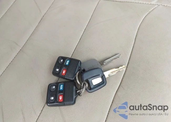 1LNHM81WXYY808762: 43272527