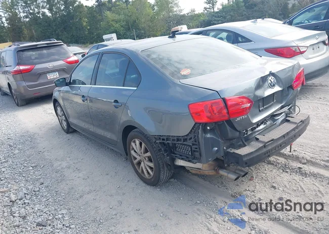 3VWD07AJ5EM394176: 43272540