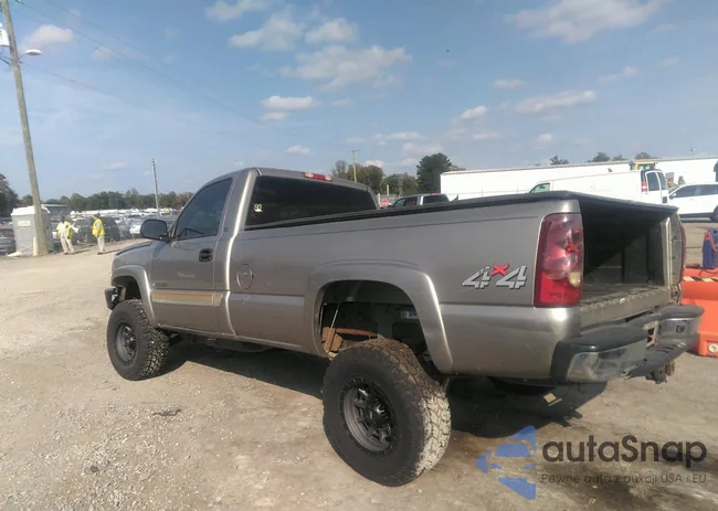 1GCHK24U13Z145585: 43272647