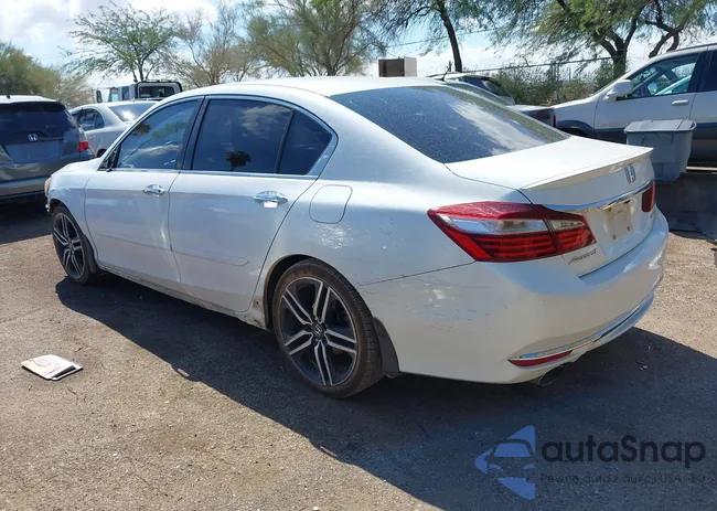 1HGCR2F52GA092039: 43272767